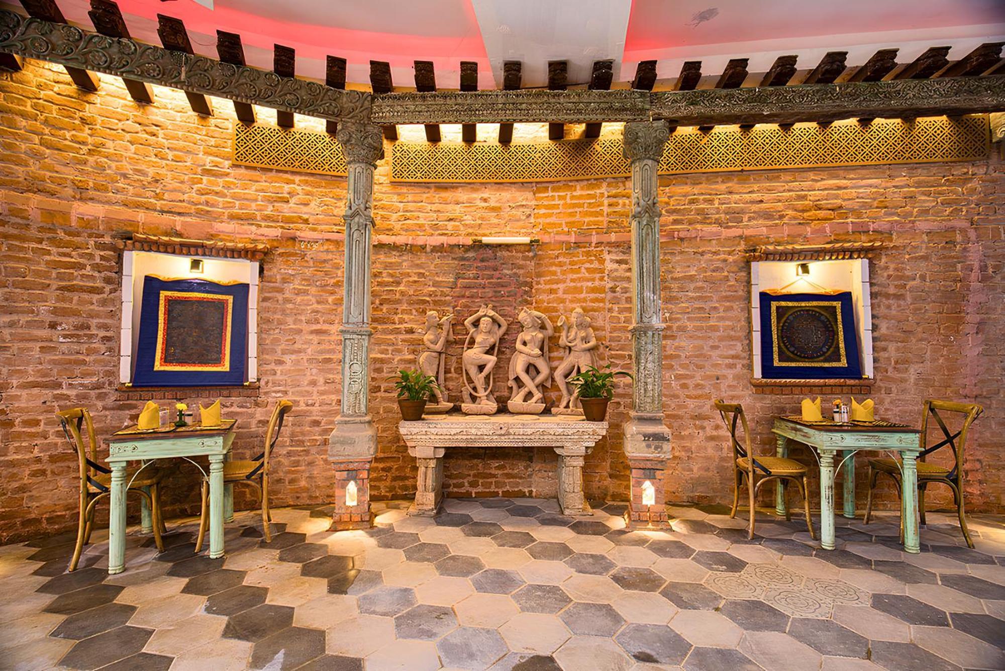 Heritage Hotel Suites And Spa Pokhara Kültér fotó