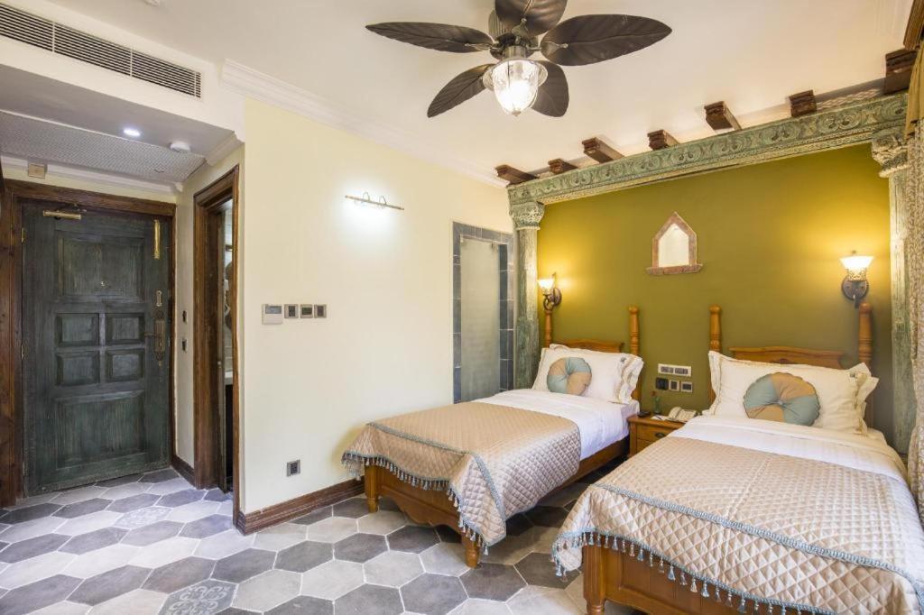 Heritage Hotel Suites And Spa Pokhara Kültér fotó