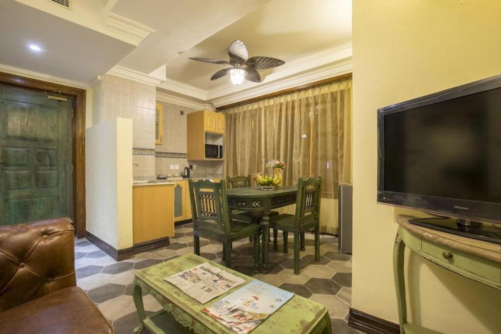Heritage Hotel Suites And Spa Pokhara Kültér fotó